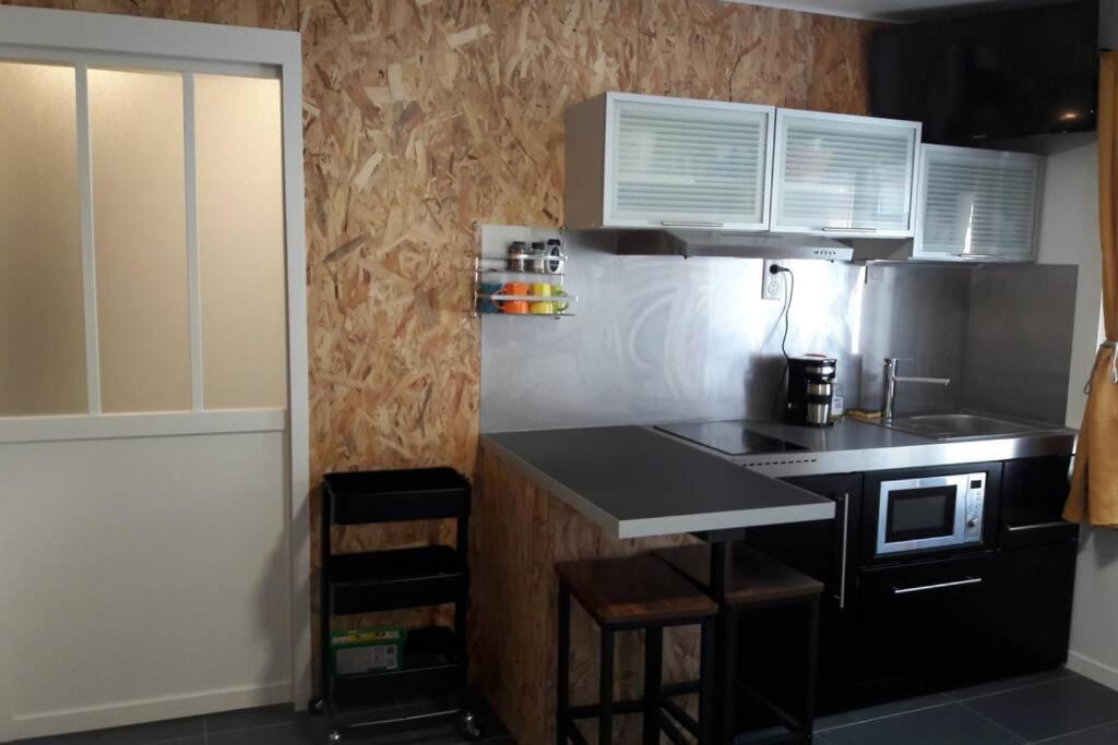 LE PRATIK, commerces et lac à pied Sévrier Exterior foto