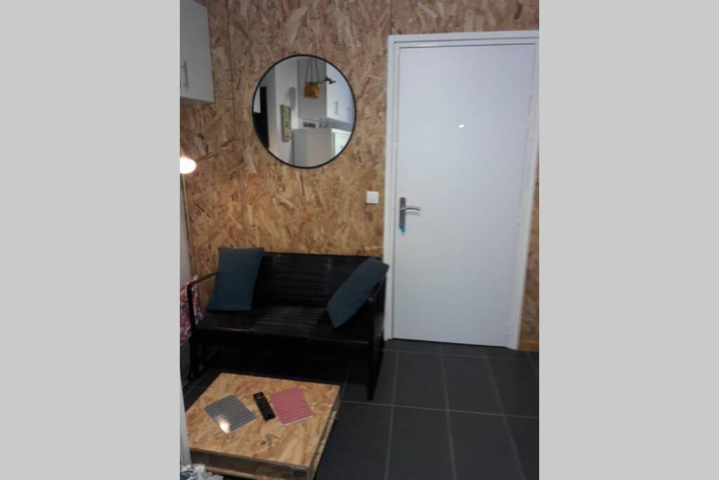 LE PRATIK, commerces et lac à pied Sévrier Exterior foto